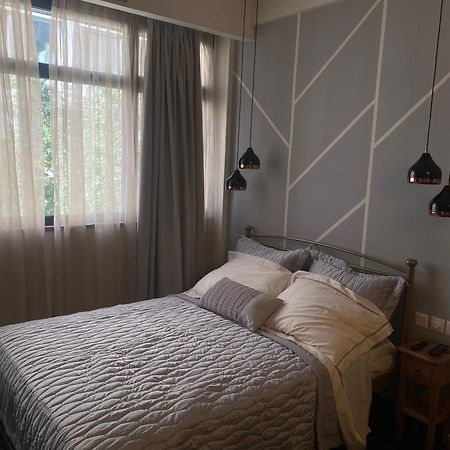 Flat In Athens Next To Metro St! Apartment Luaran gambar